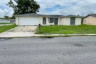 7714 Fox Hollow Dr, Port Richey, FL 34668 - Photo 1