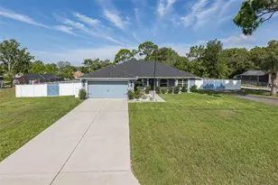 2027 Fentress Ct, Spring Hill, FL 34609 - Photo 1