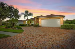 1711 Glen Oak Ln, Lutz, FL 33549 - Photo 1
