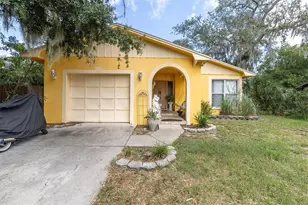 311 Bay St, Tarpon Springs, FL 34689 - Photo 1