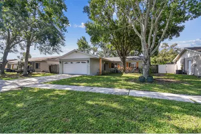 8104 Candlewoode Drive, Largo, FL 33773 - Photo 1