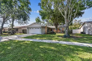 8104 Candlewoode Dr, Largo, FL 33773 - Photo 1