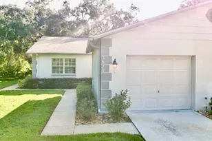 3820 River Oaks Ct, New Port Richey, FL 34655 - Photo 1