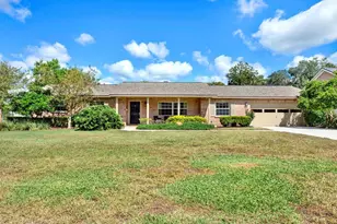 610 S Sylvan Dr, Brandon, FL 33510 - Photo 1