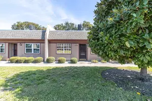 11204 Pembridge Ct, Port Richey, FL 34668 - Photo 1