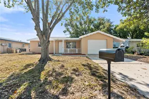 7130 Fox Hollow Dr, Port Richey, FL 34668 - Photo 1