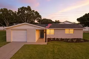 2721 Flint Isle Pl, Holiday, FL 34691 - Photo 1