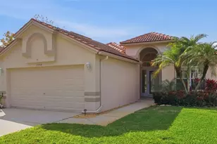 1350 Dartford Dr, Tarpon Springs, FL 34688 - Photo 1