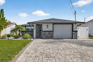 5036 Bonito Dr, New Port Richey, FL 34652 - Photo 1