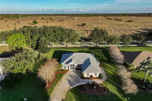 16 Meadowlake Cir S, Lake Placid, FL 33852 - Photo 1