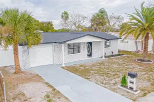 7303 Oak Crest Dr, Port Richey, FL 34668 - Photo 1