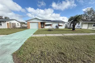 39423 9th Ave, Zephyrhills, FL 33542 - Photo 1