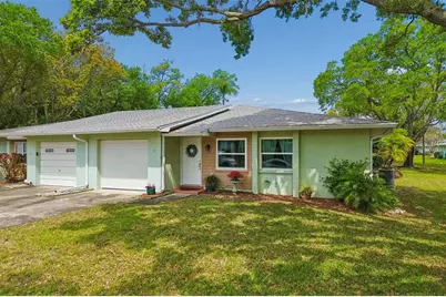 1130 Orange Tree Circle W #C, Palm Harbor, FL 34684 - Photo 1