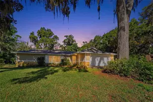 9421 Wallien Dr, Brooksville, FL 34601 - Photo 1