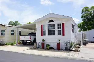 21183 Lazy Days Cir, Lutz, FL 33558 - Photo 1