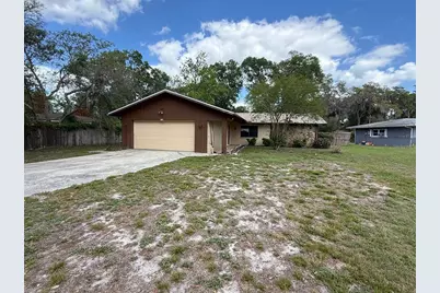 5072 Lakewood Drive, Dade City, FL 33523 - Photo 1