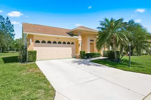 6542 Pine Walk Dr, New Port Richey, FL 34655 - Photo 1