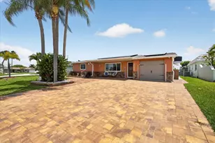 5006 Forestay Ct, New Port Richey, FL 34652 - Photo 1