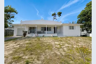 1006 Gulf Road, Tarpon Springs, FL 34689 - Photo 1