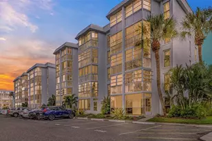 4908 38th Way S, Saint Petersburg, FL 33711 - Photo 1