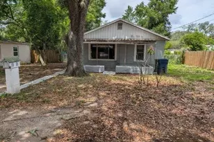 10018 N 14th St, Tampa, FL 33612 - Photo 1