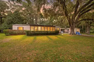 7663 Cr 247, Lake Panasoffkee, FL 33538 - Photo 1