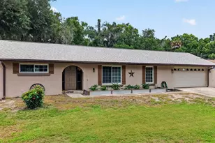 1915 Spring Lake Rd, Fruitland Park, FL 34731 - Photo 1