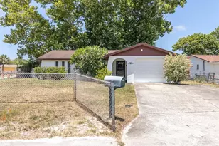 9031 Crabtree Ln, Port Richey, FL 34668 - Photo 1