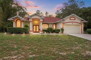 184 Pine St, Homosassa, FL 34446 - Photo 1