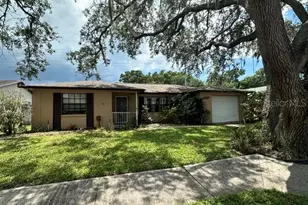 7812 Royal Hart Dr, New Port Richey, FL 34653 - Photo 1