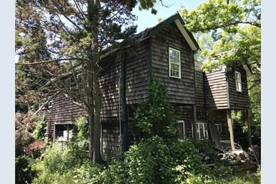 818 Reed Rd - Photo 1