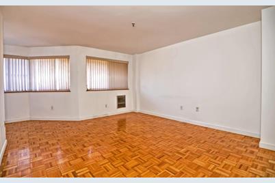 147 Kelton St #719 - Photo 1