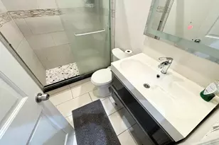 7 Grant St, Boston, MA 02125 - Photo 9