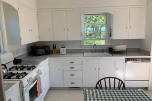 33 Menemsha Inn Rd Ch223 3, Chilmark, MA 02535 - Photo 3