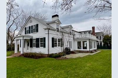 19 Morse St  Ed333, Edgartown, MA 02539 - Photo 1