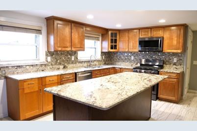 7 Atherstone St #0 - Photo 1