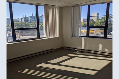 810 Memorial Dr #2nd floor, Cambridge, MA 02139 - Photo 7