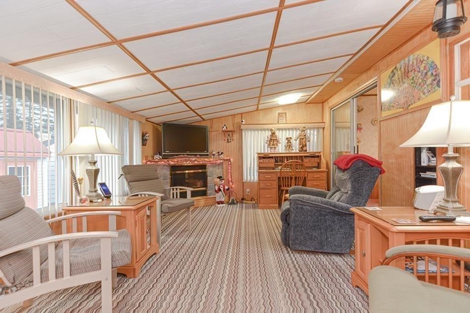 559 South Meadow Village, Carver, MA 02330 MLS 73066568 Coldwell