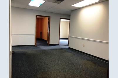 201 Chelmsford Street #2nd Floor, Chelmsford, MA 01824 - Photo 5