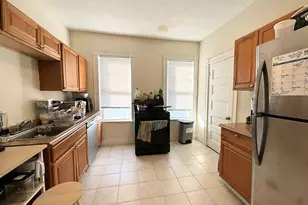 692 Columbia Rd, Boston, MA 02125 - Photo 1