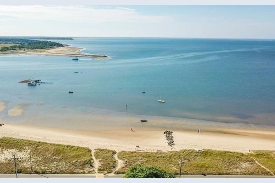 260 Kendrick Ave 6, Wellfleet, MA 02667 MLS 73092681 Coldwell Banker