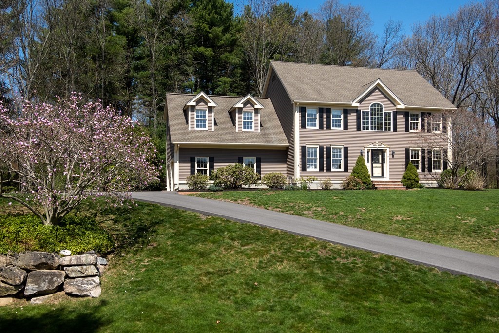 7 Wentworth Dr, Southborough, MA 01772 MLS 73104996 Coldwell Banker