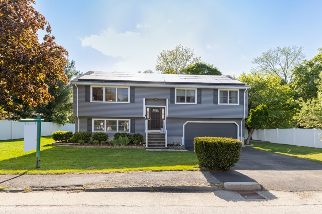 4 Ellis St, Woburn, MA 01801 MLS 73113434 Coldwell Banker