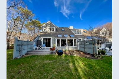 1 Meetinghouse Village Way #1  ED335, Edgartown, MA 02539 - Photo 7