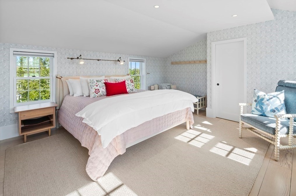 178 Queen Anne Rd, Chatham MA 02633-1841 exterior