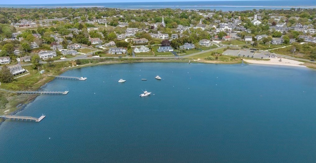 178 Queen Anne Rd, Chatham MA 02633-1841 exterior