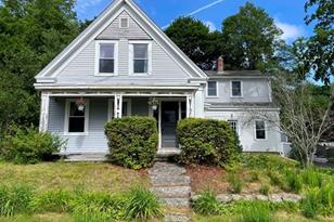 105 South St, Hanson, MA 02341