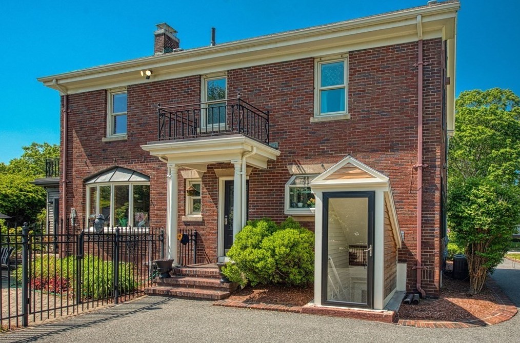 42 Thorny Lea Terrace, Brockton, MA 02301 MLS 73134393 Coldwell Banker