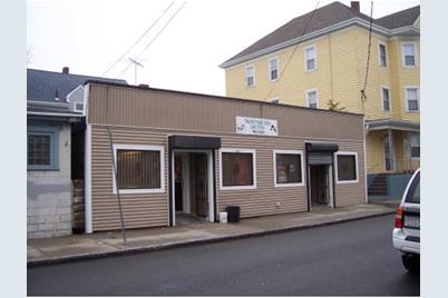 131-133 Hemlock St, New Bedford, MA 02740 - Photo 1
