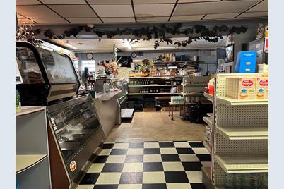 131-133 Hemlock St, New Bedford, MA 02740 - Photo 3